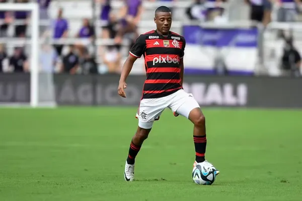 De La Cruz, meio de campo do Flamengo. Foto: Buda Mendes/Getty Images