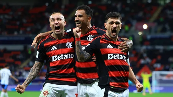 Elenco do Flamengo. Foto: REUTERS/Thaier Al-Sudani