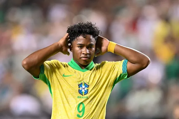 Endrick em ação pela Seleção Brasileira Foto: Oscar Fernandez/IconSport