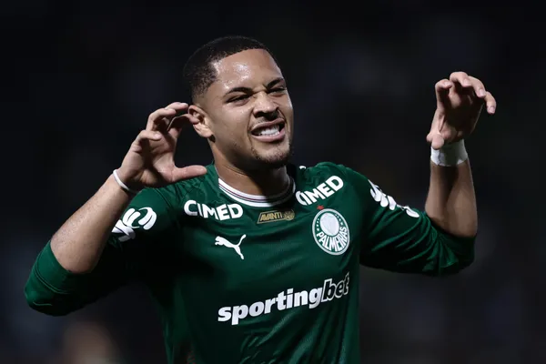 Escalação do Palmeiras: Vitor Roque é desfalque em estreia da Libertadores. Foto: Marcello Zambrana/AGIF