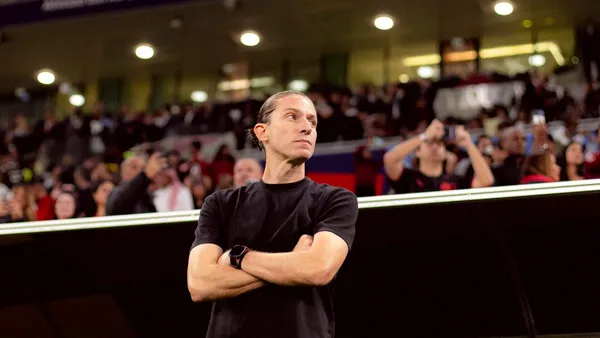 Filipe Luís, técnico do Flamengo. Foto: Adriano Fontes/Flamengo