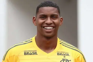 Goleiro do Flamengo já é titular do clube após poucos jogos