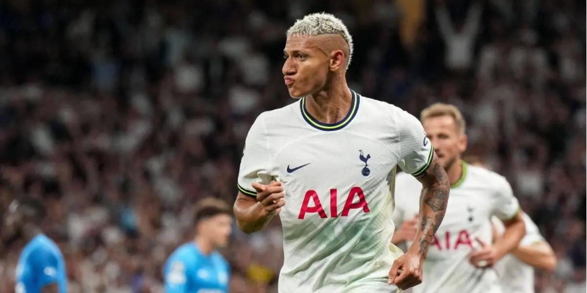 Richarlison com a camisa do Tottenham Hostpur da Inglaterra - Foto | Reprodução: Internet