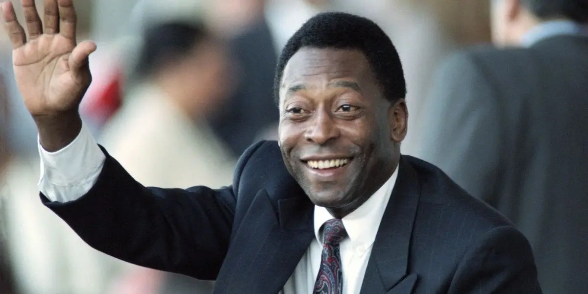 O Santos anunciou que fará uma alteração em seu escudo para homenagear o Rei Pelé