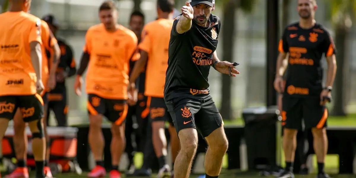 Treinador Vitor Pereira comentou sobre o retorno dos jogadores
