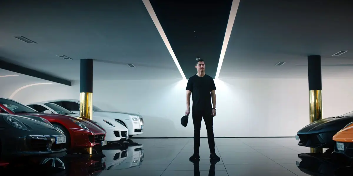 Astro português tem uma verdadeira coleção de carros luxuosos que fazem babar qualquer amante do automobilismo