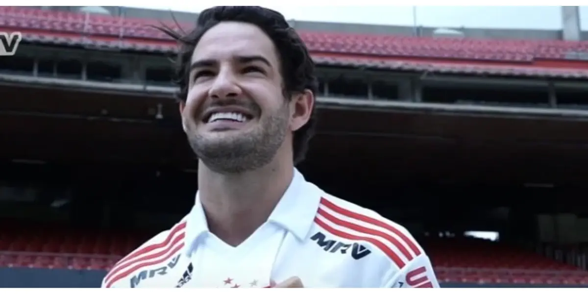 Atacante do São Paulo teve passagens pelos quatro cantos do mundo, envolvido em diversos contratos milionários