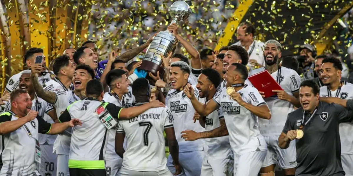 Botafogo vive crise após vencer Libertadores e Brasileirão