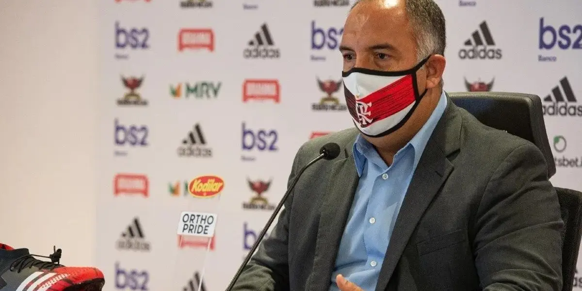 Dirigente está disposto a negociar jogadores