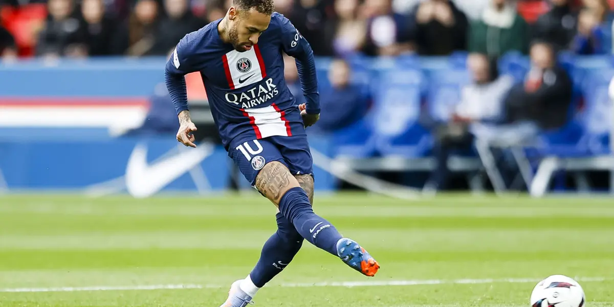 Ex-jogador do United deu declaração forte sobre Neymar