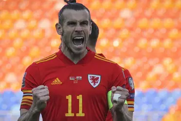Gol de Gareth Bale garantiu os galeses no Mundial