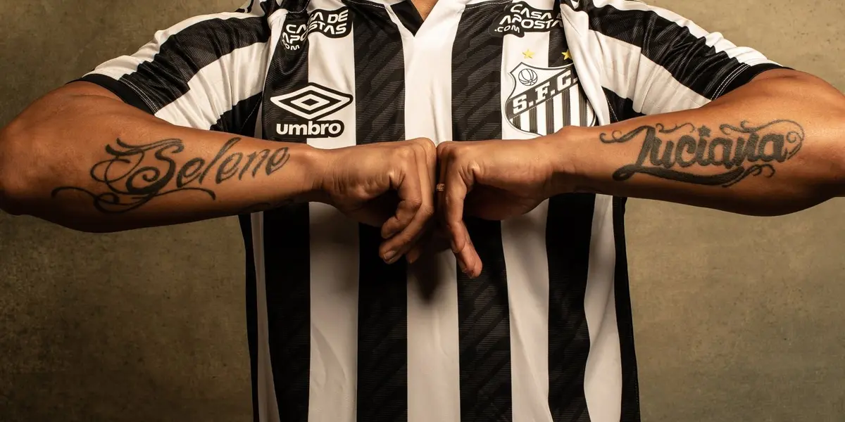 Jogador de 36 anos se recupera de uma lesão no joelho.