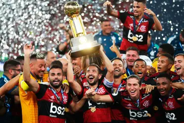 Jogador anunciou despedida do clube ao fim do contrato, em dezembro