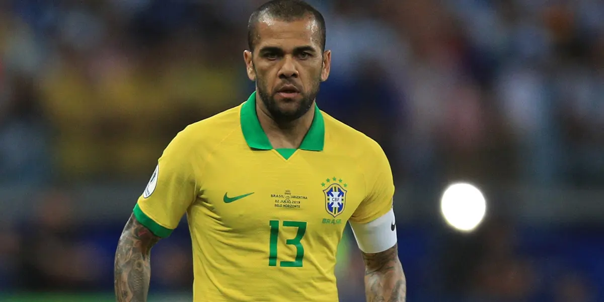 Jogador comunicou sua decisão nesta sexta-feira, via redes sociais