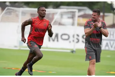 Jogador defendeu o rubro-negro entre 2017 e 2023.