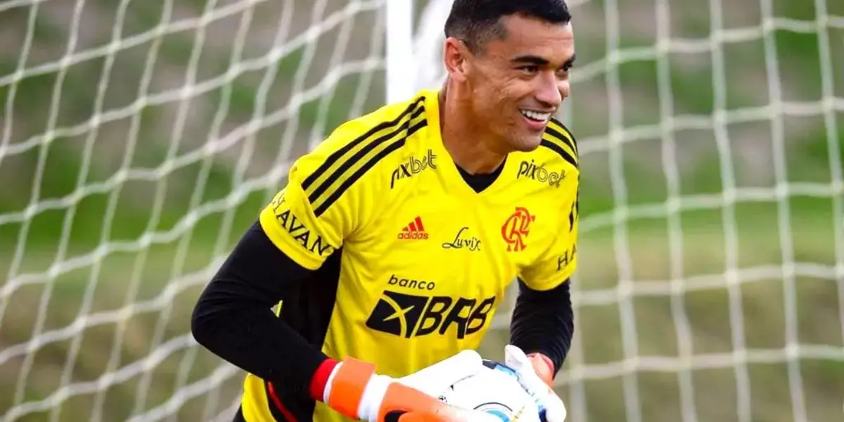 Jogador passou dias difíceis no Mengão, mas se recuperou e virou ídolo do clube