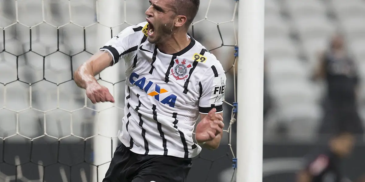 Jogador, que foi campeão brasileiro em 2015, volta ao clube querendo aumentar bons números