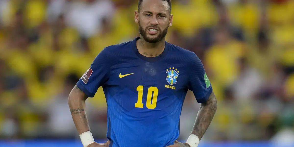 Jogador soltou os carrochos em cima das críticas que sofre por ir em festas e baladas