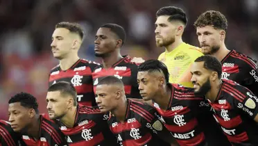 Jogadores do Flamengo antes de partida pela Libertadores. Foto: Alexandre Loureiro/AGIF