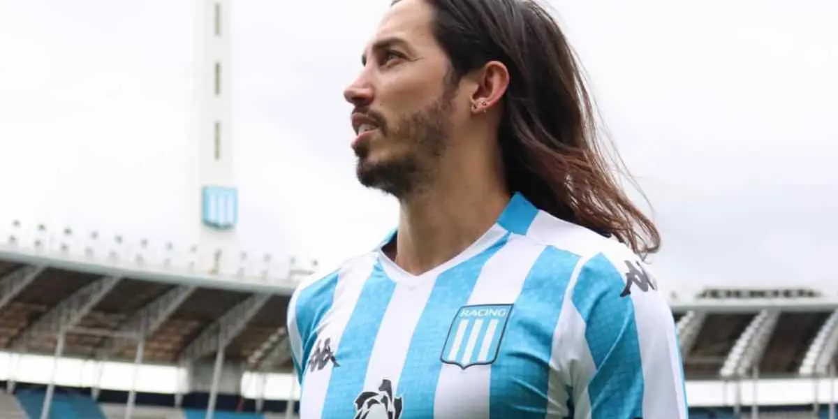 Lateral agrada à diretoria