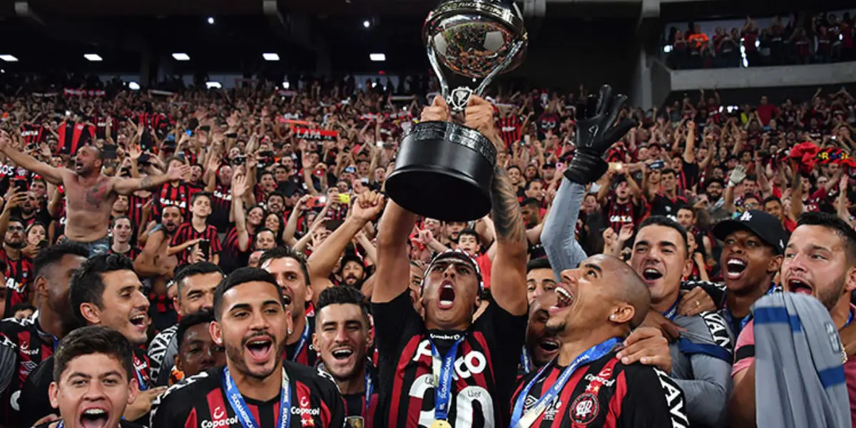 Mesmo tendo conquistado um título importante, ele não deixou saudades no Furacão