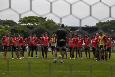 Mudanças radicais em pouco tempo deixam o clima tenso no São Paulo e dois jogadores se revoltam pela demissão de Hernán Crespo