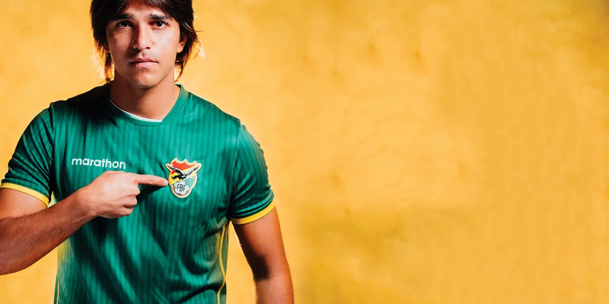 O atacante boliviano marcou 17 gols em todas as eliminatórias da Conmebol que disputou. Ele só tem Luis Suárez e Messi pela frente