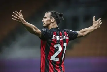 O atacante da caixa rossonero comemorou com toda a vitória por 1-2 deste sábado. Ele marcou os dois gols de sua equipe