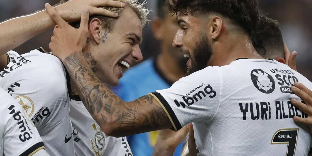 O Corinthians foi condenado em segunda instância pela Justiça do Trabalho a indenizar o lateral-direito Michel Macedo em aproximadamente