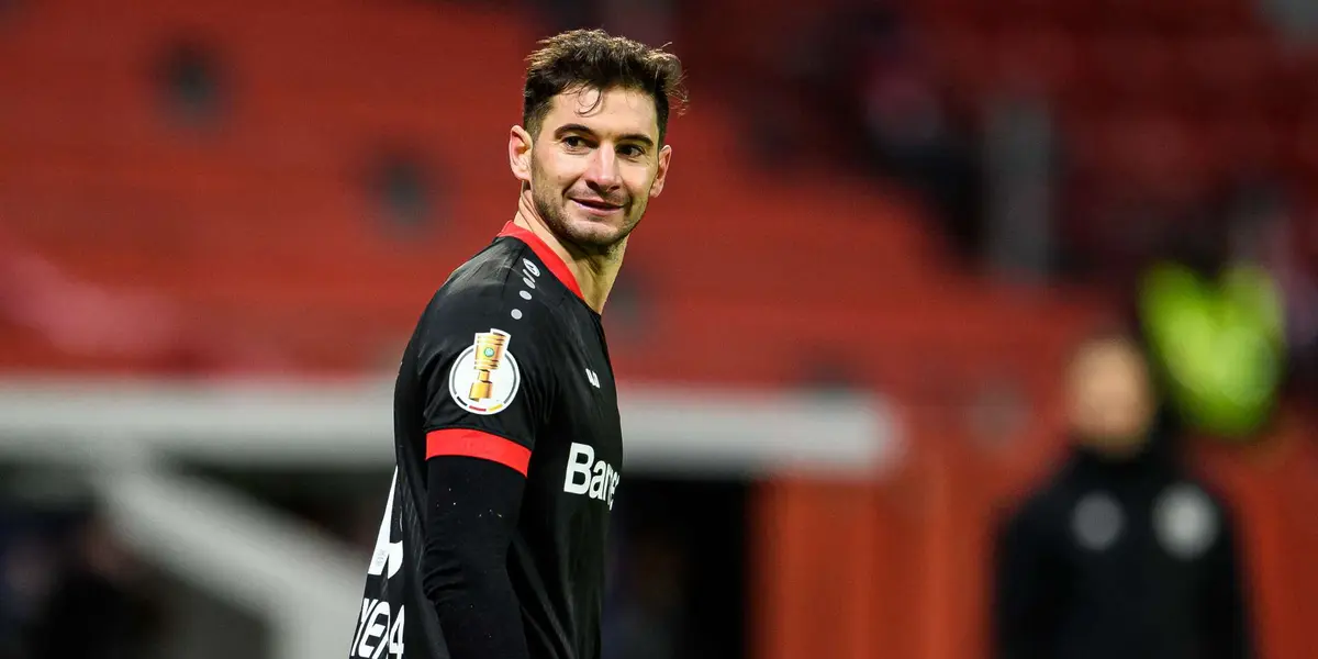 Porta fechada! Bayer Leverkusen recusa proposta feita pelo Verdão, mesmo com valores financeiros acrescidos para ter Lucas Alario por empréstimo