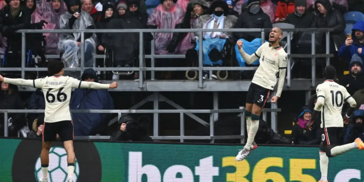 Reds tentam a aproximação ao 1º lugar