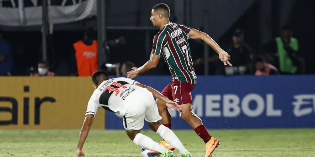 Times se enfrentam nesta segunda-feira