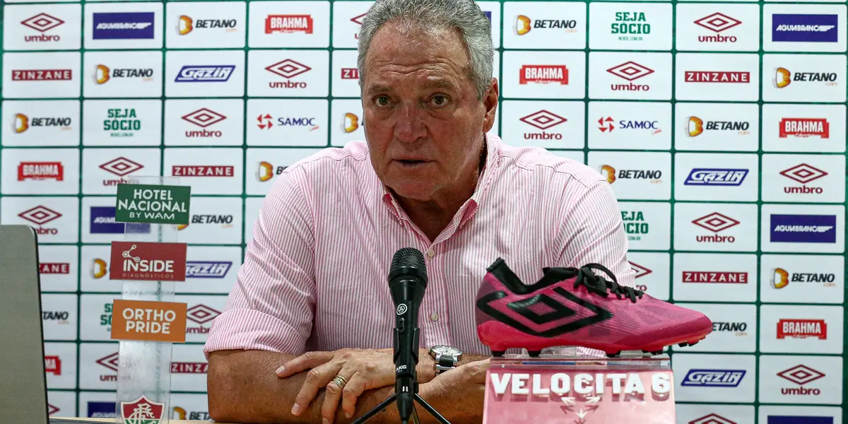 Treinador do Fluminense admite primeiro tempo ruim, mas diz que equipe melhorou no segundo tempo e não merecia a derrota