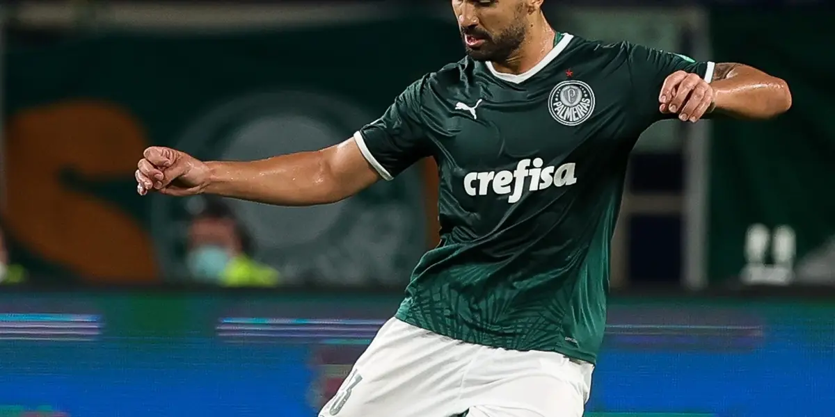 Zagueiro do Verdão foi apontado como 'culpado' pela derrota contra o Chelsea