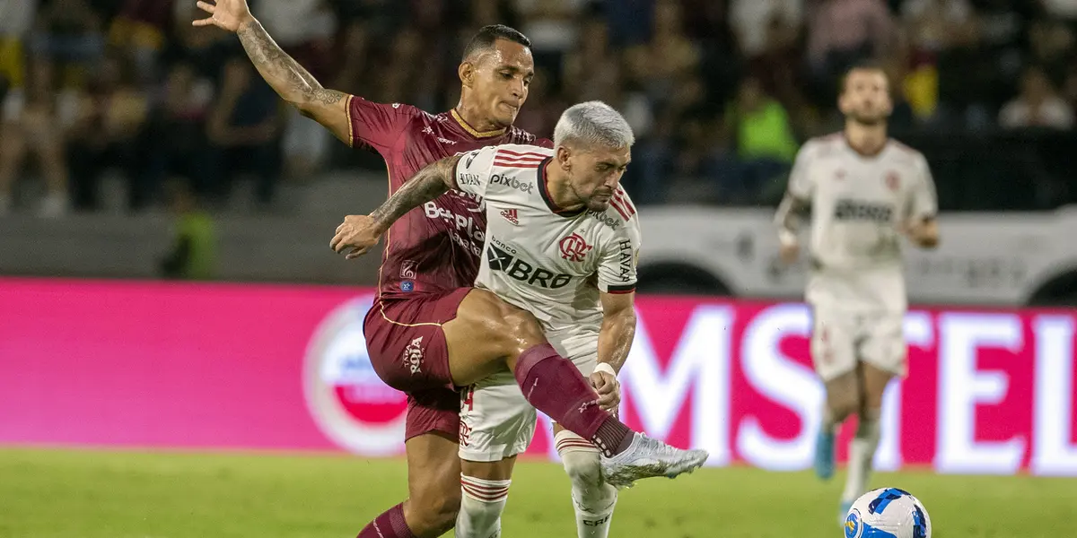 A dúvida fica na cabeça do treinador para escalar o time nos próximos jogos