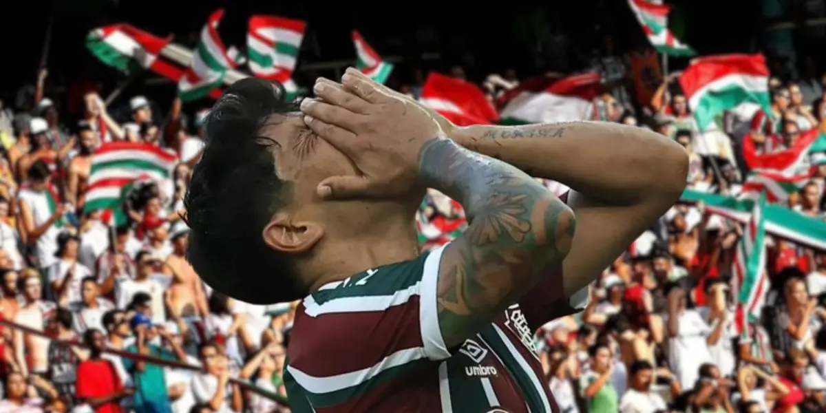 Ao fundo, a torcida do Fluminense, em primeiro plano, Germán Cano decepcionado 