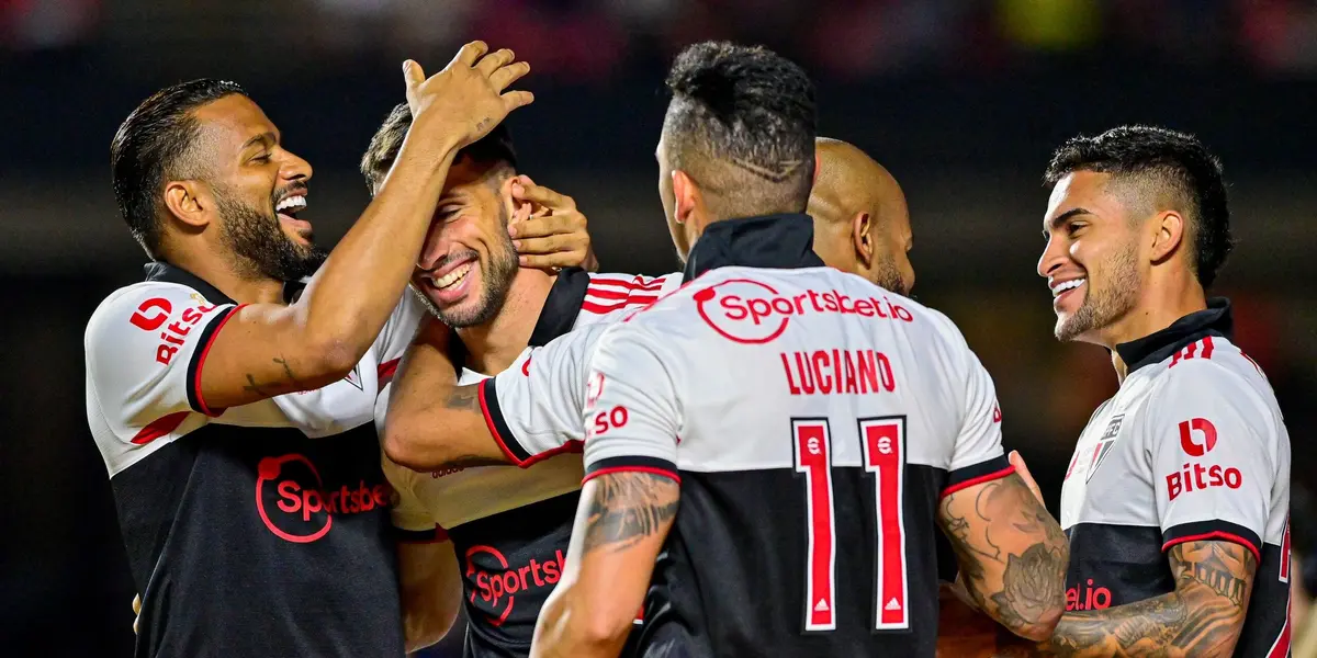 Foi uma partida bem mais tensa do que o previsto, mas o São Paulo conseguiu garantir uma vaga nas quartas de final da Copa do Brasil