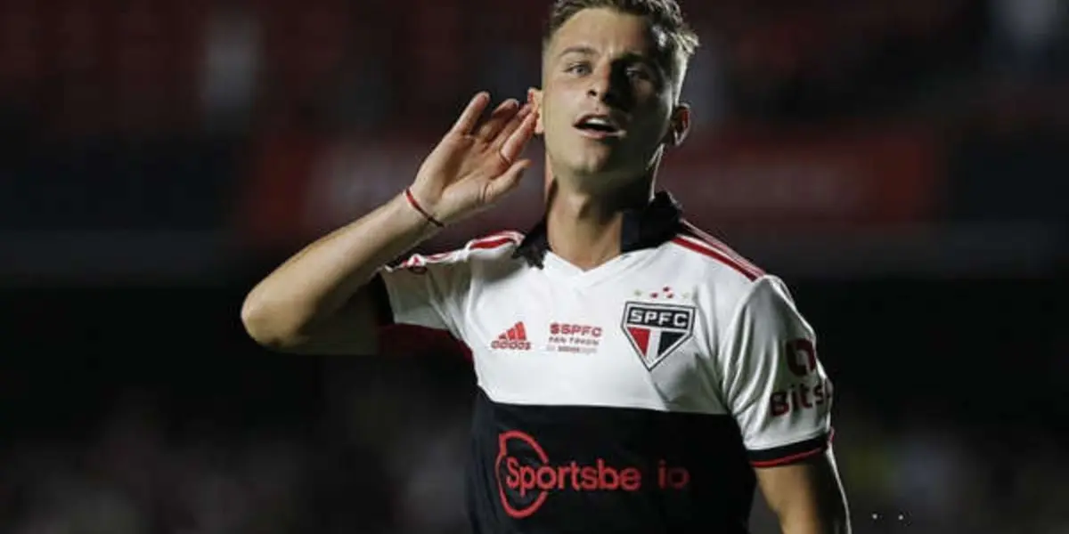 Galoppo com a camisa do São Paulo - Foto | Reprodução: Internet