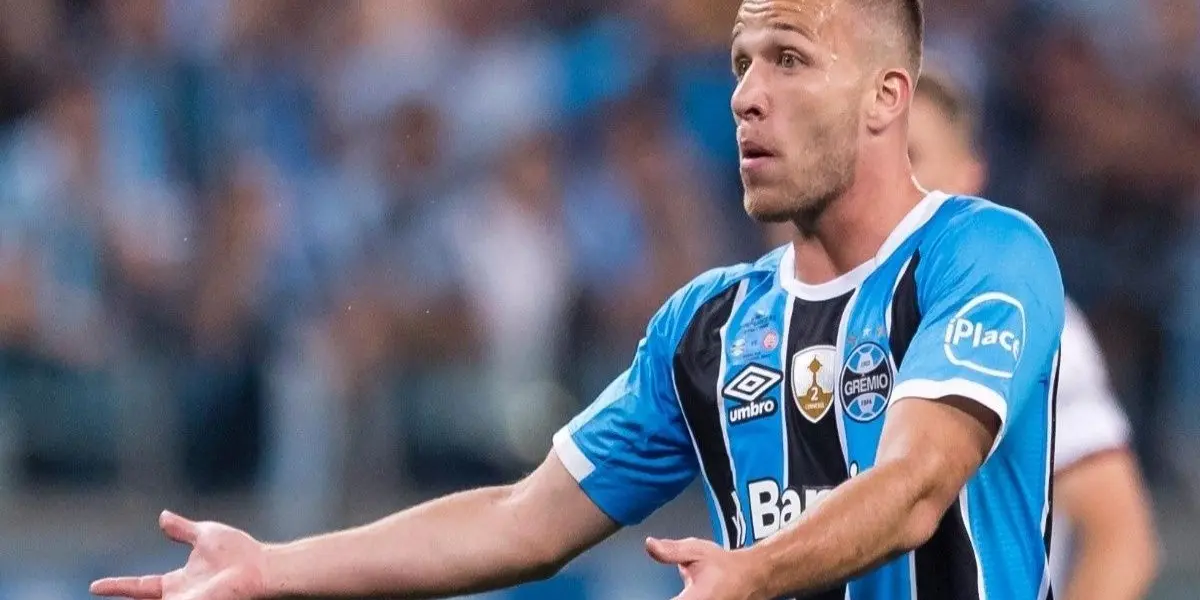 Jogador era desejo do Grêmio e pode terminar jogando no rival