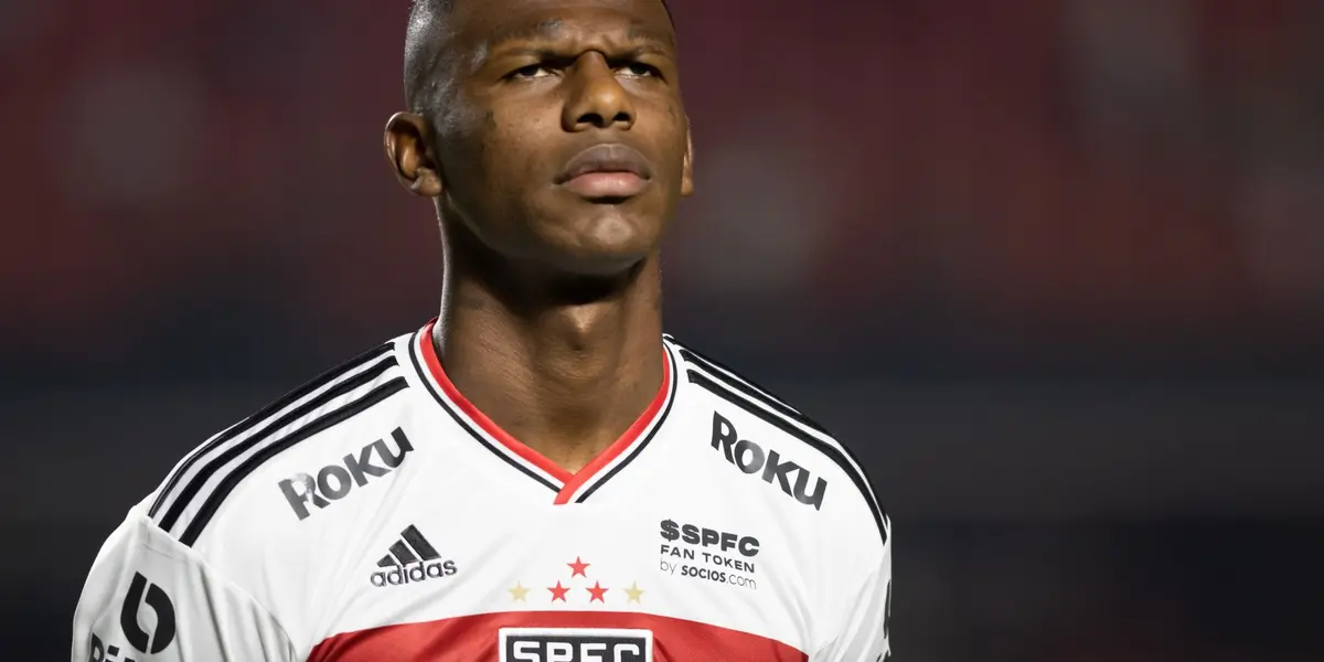 Jogador esteve com Arboleda na Copa e agora vai defender o Tricolor Paulista