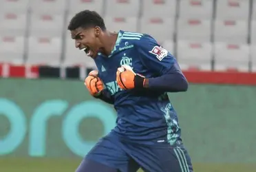 Jovem goleiro do clube está próximo de fechar acordo milionário