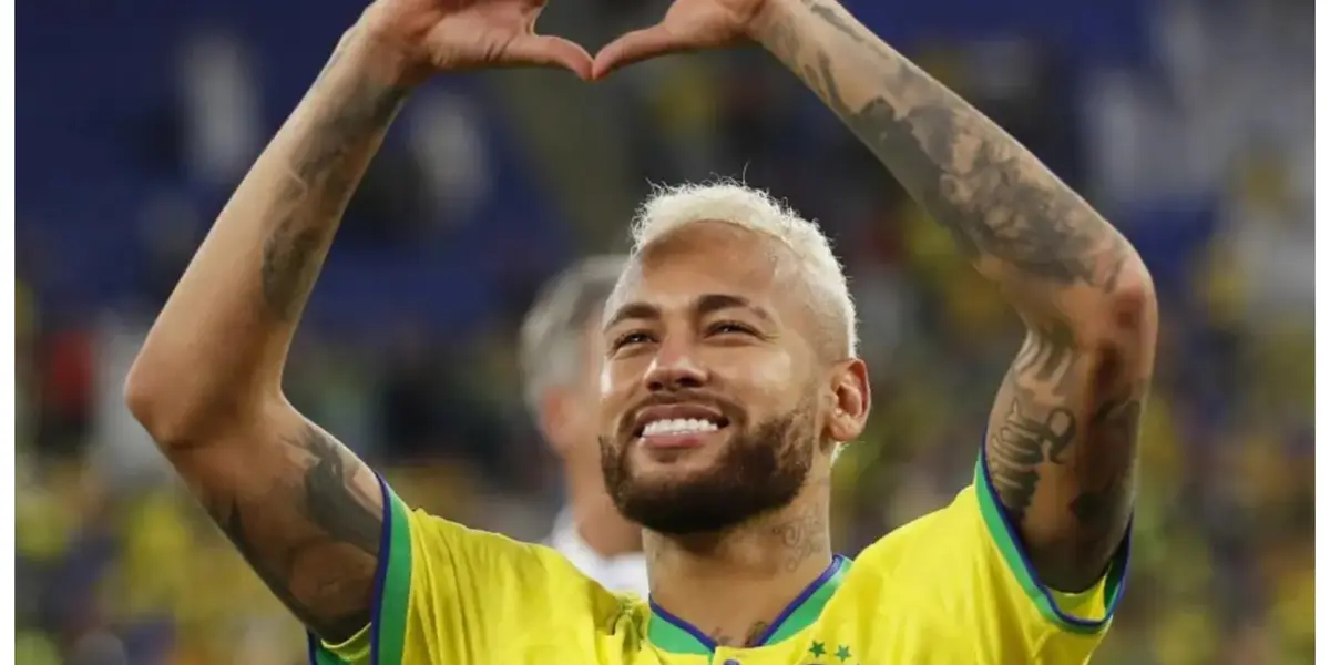 Neymar com a camisa da Seleção Brasileira