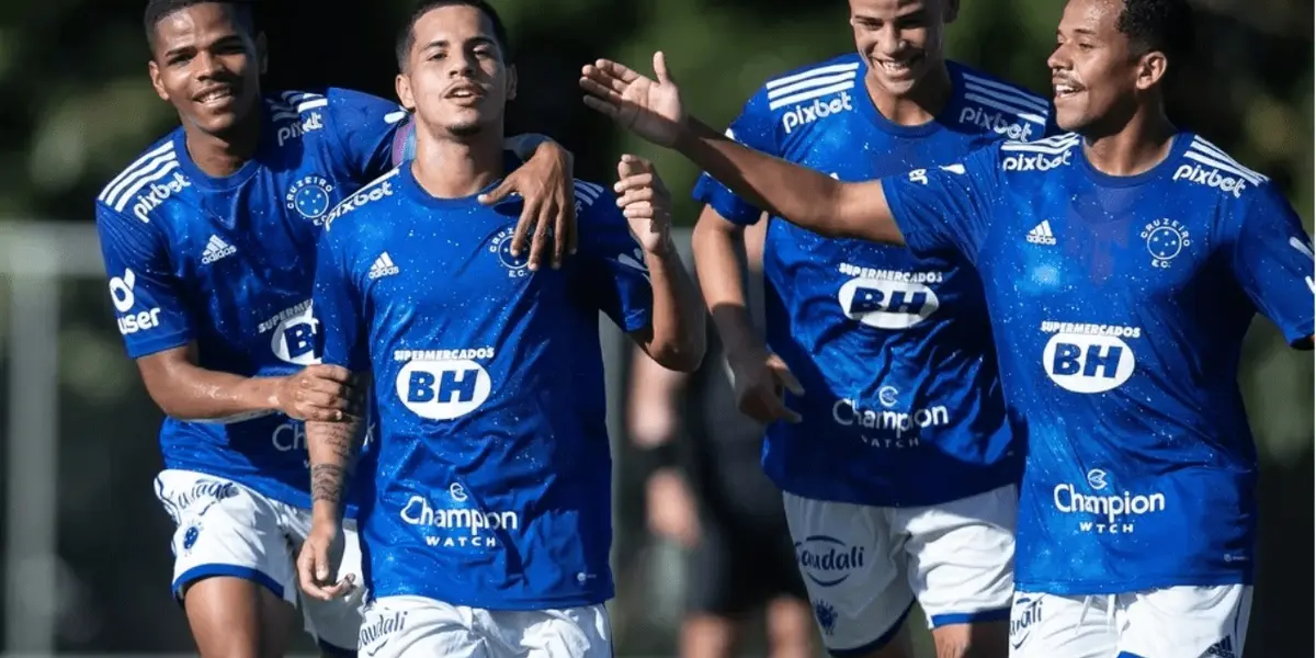 No confronto de ida das oitavas de final da Copa do Brasil 2023, o Grêmio recebeu o Cruzeiro na Arena do Grêmio