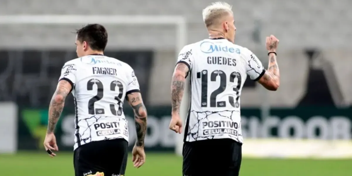 O Corinthians, enfim, voltou a vencer. A equipe comandada por Vanderlei Luxemburgo venceu o Fluminense por 2 a 0 na tarde deste domingo