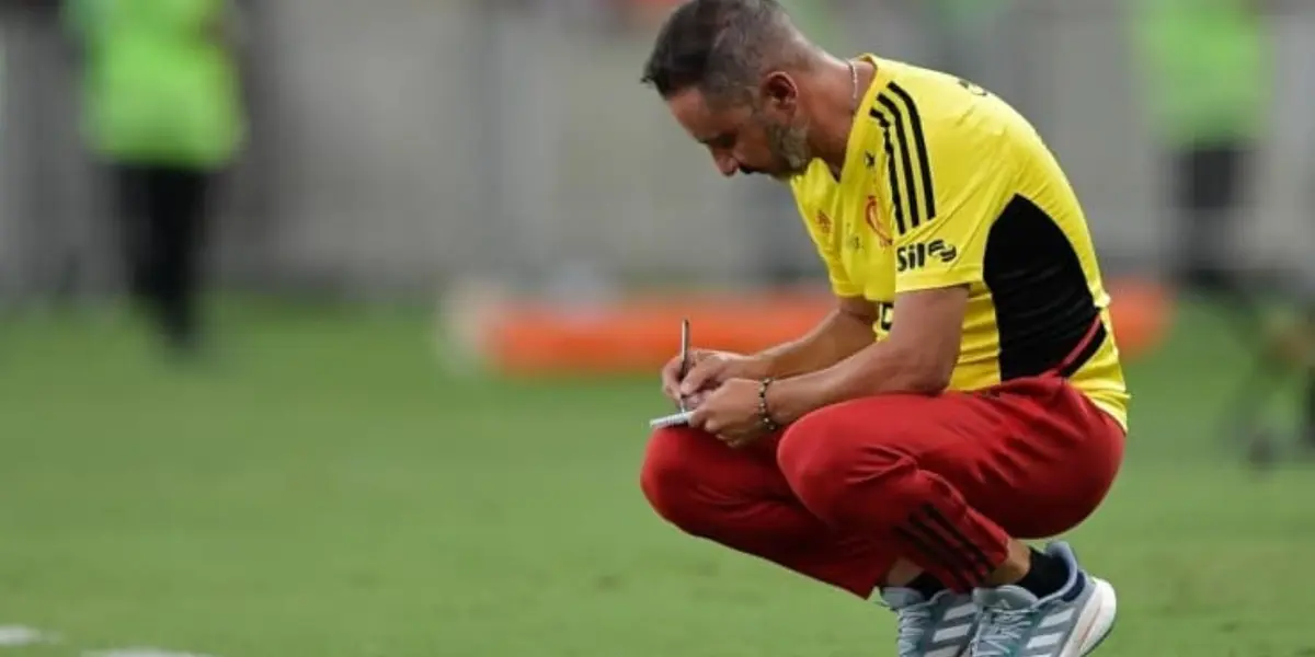 Técnico rubro-negro foi questionado pela torcida mesmo com vitória